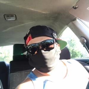 Meet your Posher, Dennis